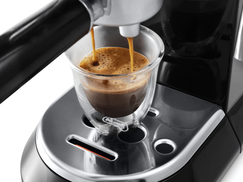 Delonghi Dedica Style Pump Espresso Black EC685.BK